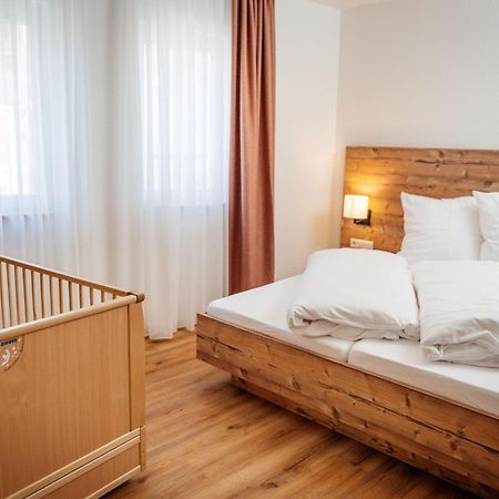 Bauernhaeusle Hotell Hessigheim Eksteriør bilde